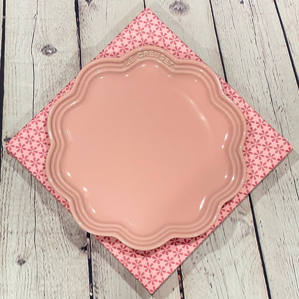 Le Creuset Frill Plate